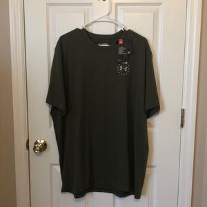 Under Armour HeatGear Tee NWT